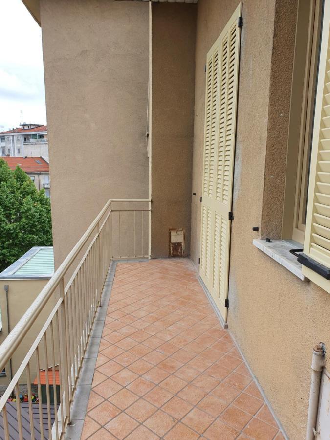 Pellico Stylish Apartments Cuneo Kültér fotó