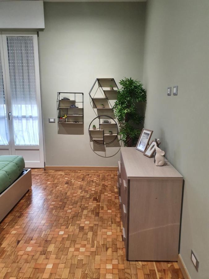 Pellico Stylish Apartments Cuneo Kültér fotó